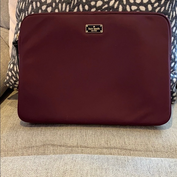 Kate Spade Accessories - Kate Spade Wilson Road Universal Laptop Sleeve